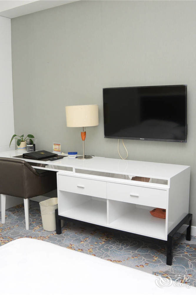 Linyi  Yijing Holiday Hotel Yimeng Road מראה חיצוני תמונה