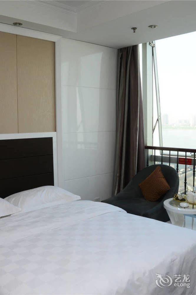 Linyi  Yijing Holiday Hotel Yimeng Road מראה חיצוני תמונה
