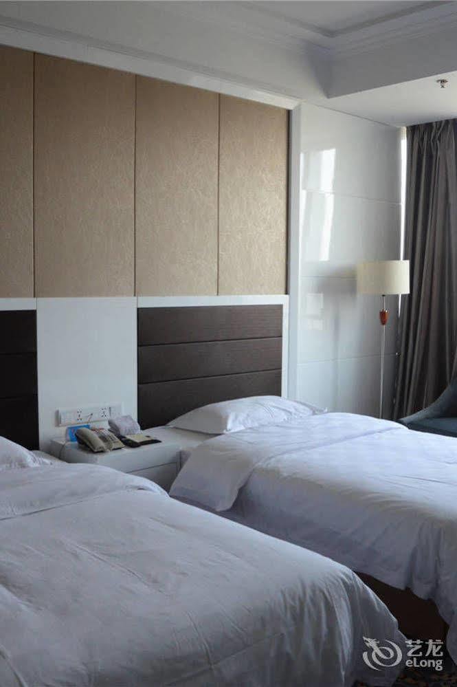 Linyi  Yijing Holiday Hotel Yimeng Road מראה חיצוני תמונה
