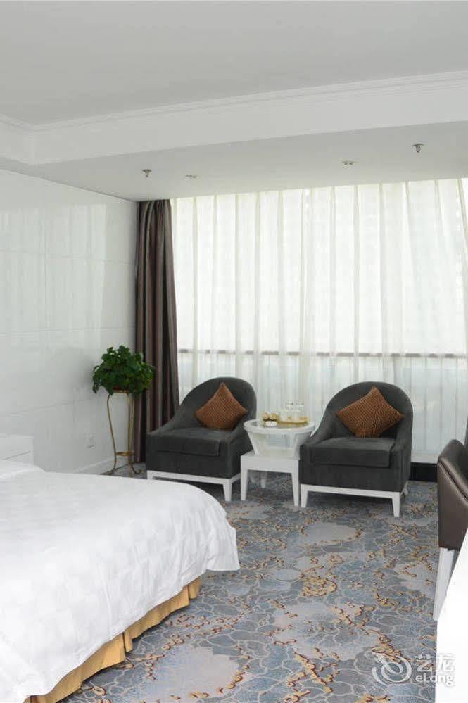 Linyi  Yijing Holiday Hotel Yimeng Road מראה חיצוני תמונה